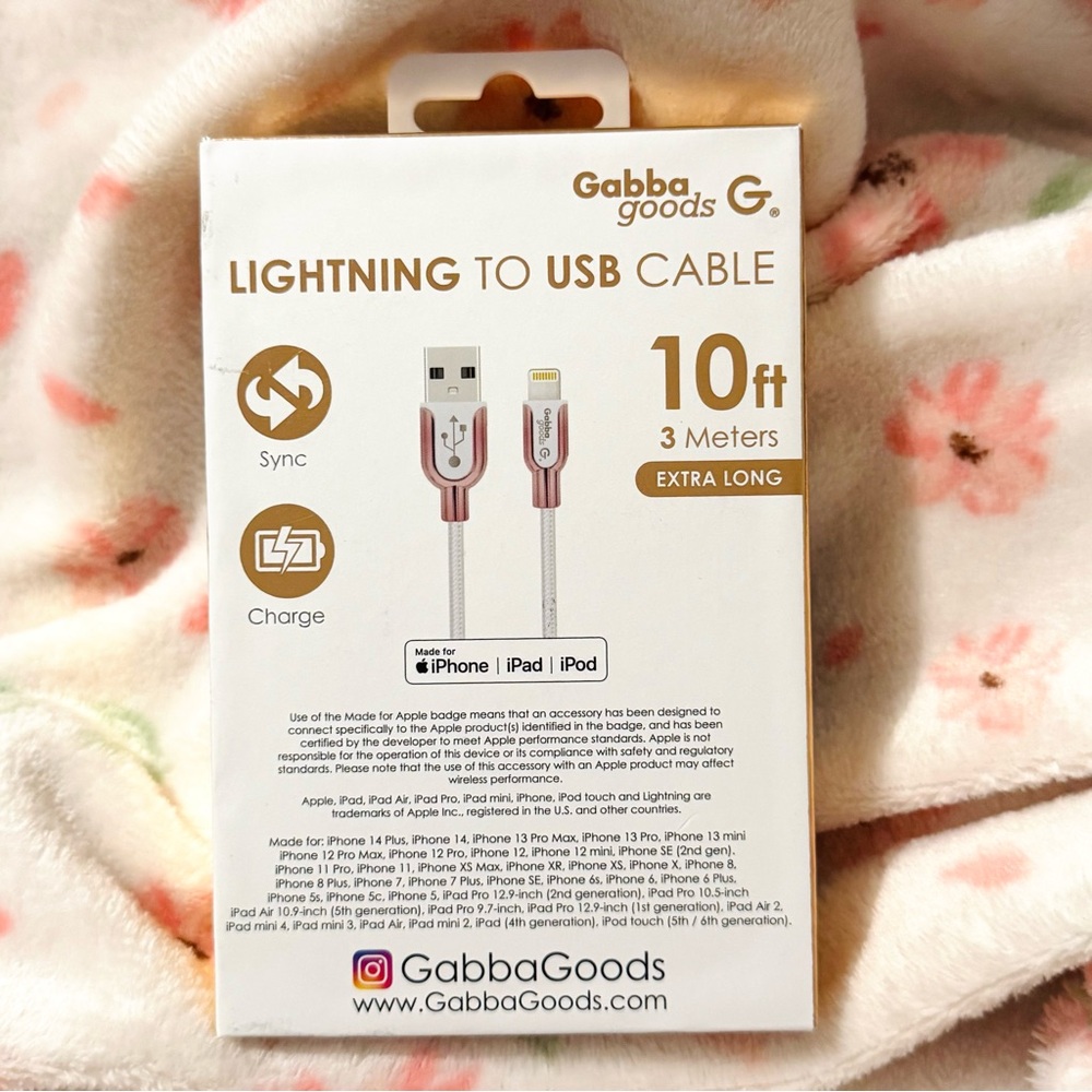 White Lightning to USB Cable - Picture 2 of 2